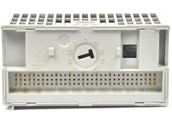 1754-IE8 Allen Bradley Module 8CH 4-20mA Industrial Rugged Din Rail Analog Module