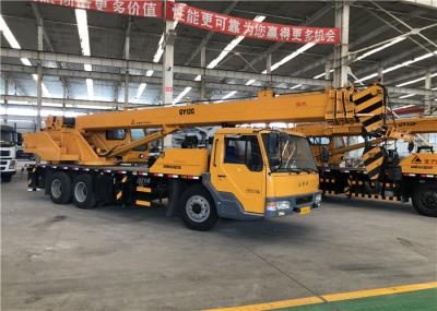 32m Double Lifting Hoists Hydraulic Truck Mounted Crane 70km/H Driving Speed