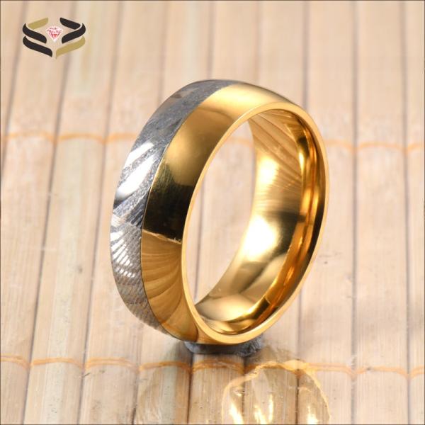 Anillo de boda de acero de Damasco para hombre, oro y plata, dos tonos, 8 mm, pulido con forro de tungsteno