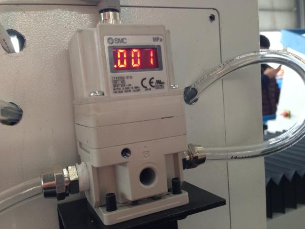 Stainless Steel CNC Laser Cutting Equipment With Laser Power 800W