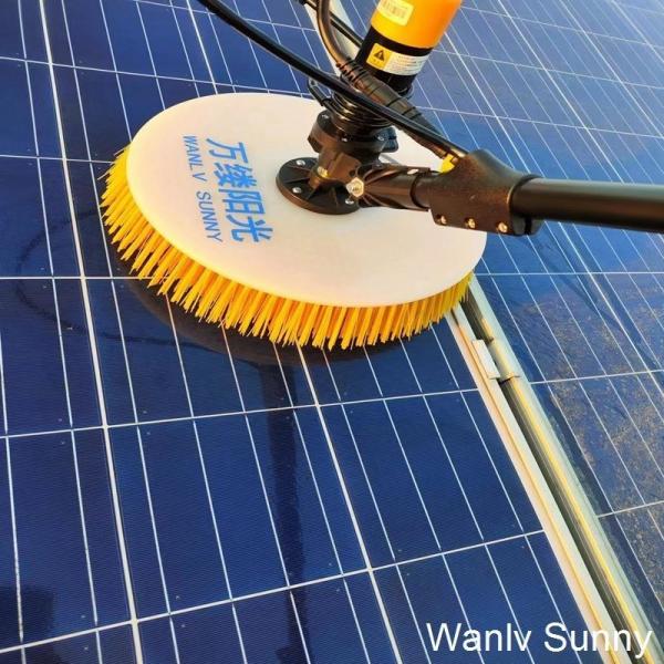 Pincel eléctrico semiautomático de cabeça única para limpeza de painéis fotovoltaicos