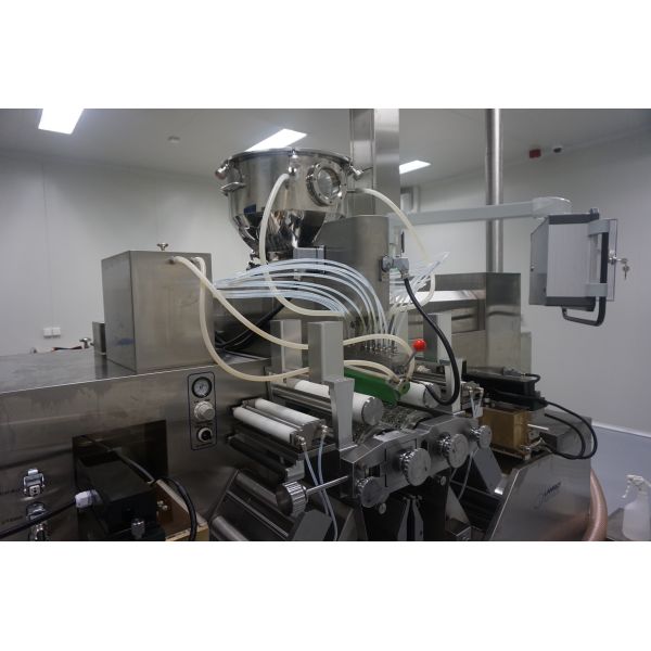 JL-250III Industrial Softgel Filling Machine with 205,800 Capsules/Hour Output, ±0.5% Filling Accuracy, and GMP/FDA Compliance