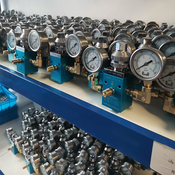 CE Material Pressure Regulators With Piston Grease Pump Pressure Rlief Valve