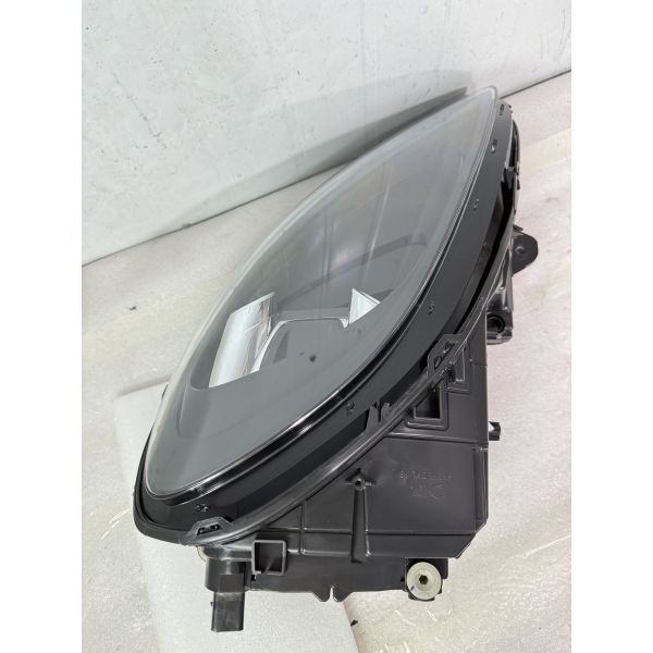 2018- 2021 Porsche Headlights Old Maca Left Headlight Long Lifespan Part number: 95B94 1029GD