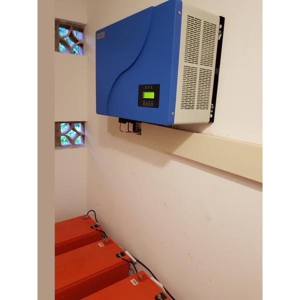 Waterproof Off Grid Solar Power Inverter With Hybrid Controller
