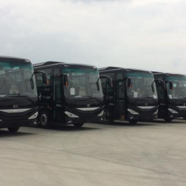 Autocarro elétrico New Energy Pure Electric Coach autocarro turístico de luxo para transporte interurbano.