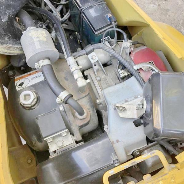 300 Poids de fonctionnement Excavatrice utilisée Komatsu Japon 1 tonne Mini PC10 Excavatrice d'occasion