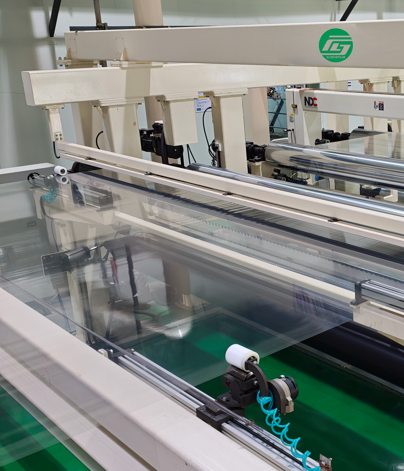 High Clarity PETG Shrink Film for Automated Packaging Lines Delivering Uniform Shrink Results