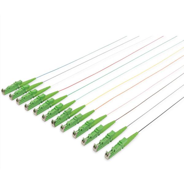 Весна куртки отрезка провода LSZH оптического волокна G657A2 E2000 APC - нагруженная шторка