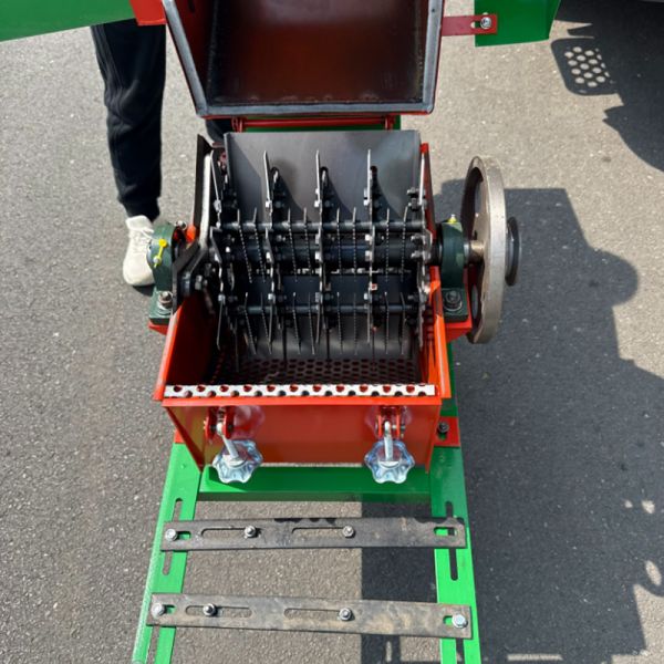 Hardened Alloy Chaff cutter with grinder Fodder Mill Commercial Silage Production