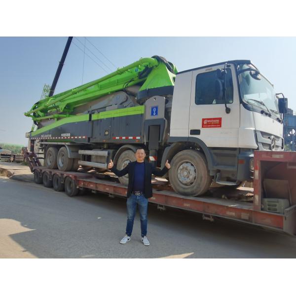 Reparação e equipamento de camiões de bomba de concreto 49m