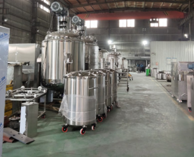 Steam Heating Softgel Gelatin Melting Tank For Pharmaceutical With Adjustable Mixing Speed