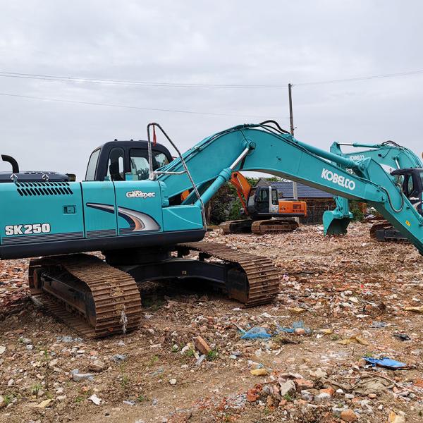 25 тонн использованные экскаваторы Kobelco Sk250 Crawler Equipment Digger