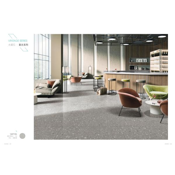 Высокая долговечность внутреннего фарфорового пола