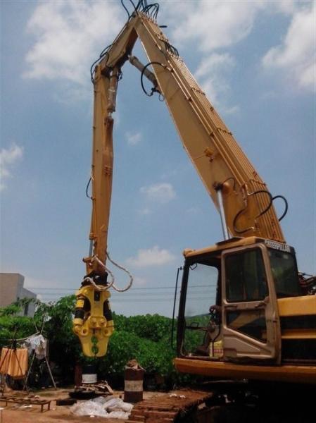 O crescimento estendido de três segmentos alcance longo arma por muito tempo a máquina escavadora de 18M 20M For CAT320 CAT336