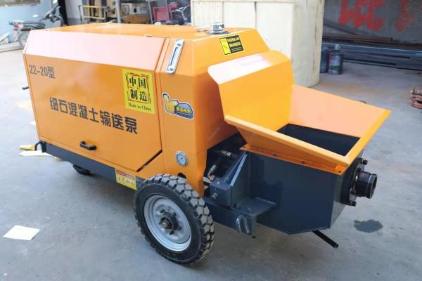 Remote Operation Ready Mix Concrete Pump , Stepless Hydraulic Concrete Pump