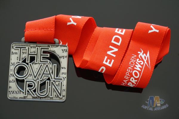 Fashion Oval Run Custom Metal Award Medals For Sport Events , Bespoke