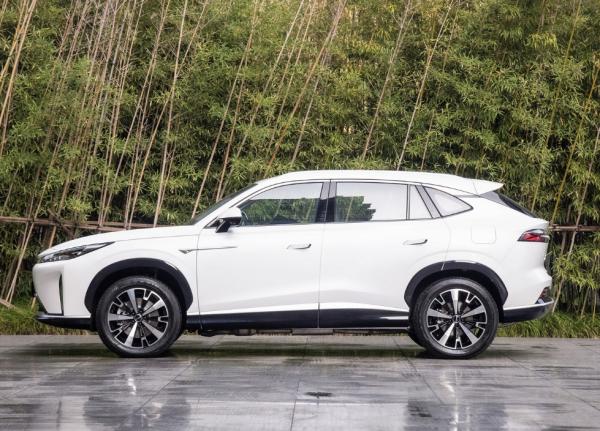 Sport automatique pour adultes Roewe D5X DMH 5 places SUV 1,5 L voiture à essence