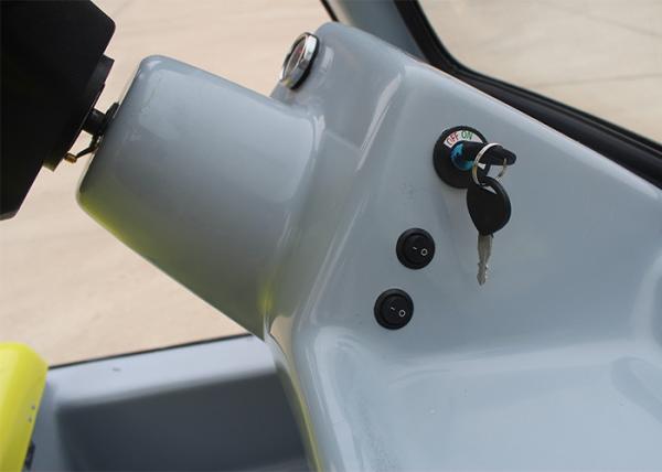 Stable Electric Sightseeing Vehicle With 350W Brushless DC Motor Drum Brake
