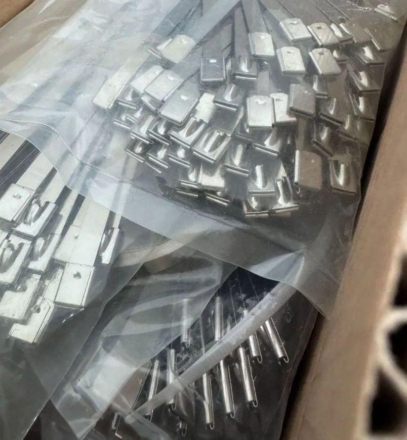 En acier inoxydable 304,316 type boucle de verrouillage de câble, chaque sac 100 PCS