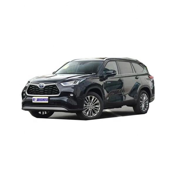 Techo solar panorámico y SUV Toyota Highlander 2023