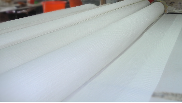 Подгонянная ткань сетки экрана полиэстера для не сплетенной продукции