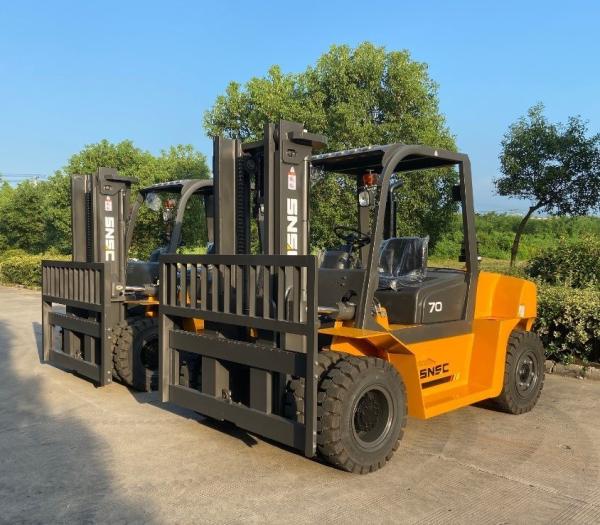 5 Ton 6 Ton 7 Ton 8 Ton 10 Ton Diesel Lp Gas Electric Forklift with Paper Roll Clamp