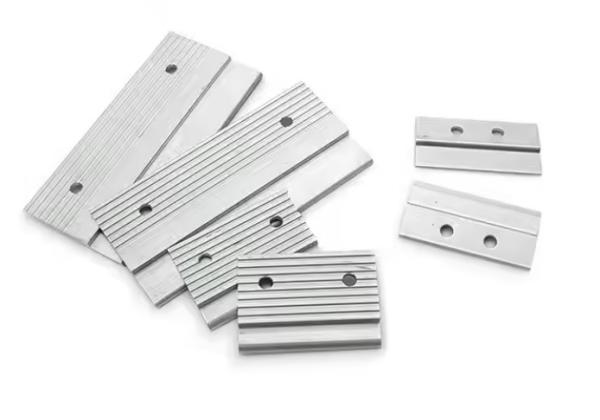 Interlock Juntos Francês Cleat Hangers Painel de parede de alumínio Z Clip Brackets