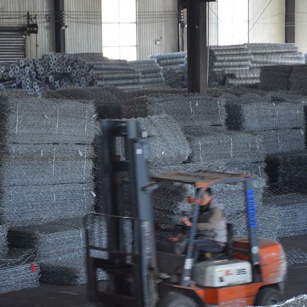 Hot-Dip Galvanized Gabion Basket Wall Retaining Wall 2x1x1m  River Floodplain Stone Revetment