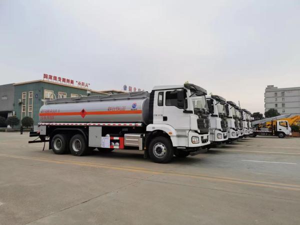 Low Price 371hp 20000 Liter Chinese Dongfeng Oil tank Truck Refueling Truck