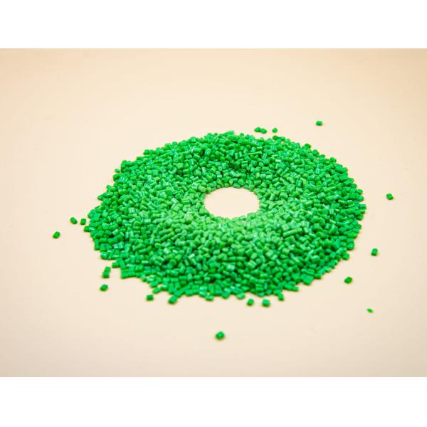 Green RPET Granules With Melting Point 235-260℃ IV0.50-1.1