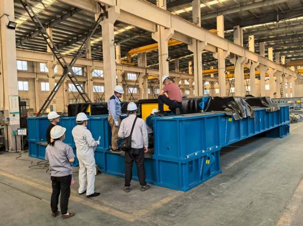 2x18.5kW Motor Power Forged Steel Roller 2500T Welding Rotator for Heavy-Duty Applications