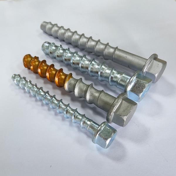 Большое механическое погружение Dacromet 110B горячее гальванизируя Serrated анкер винта головы фланца наговора конкретный