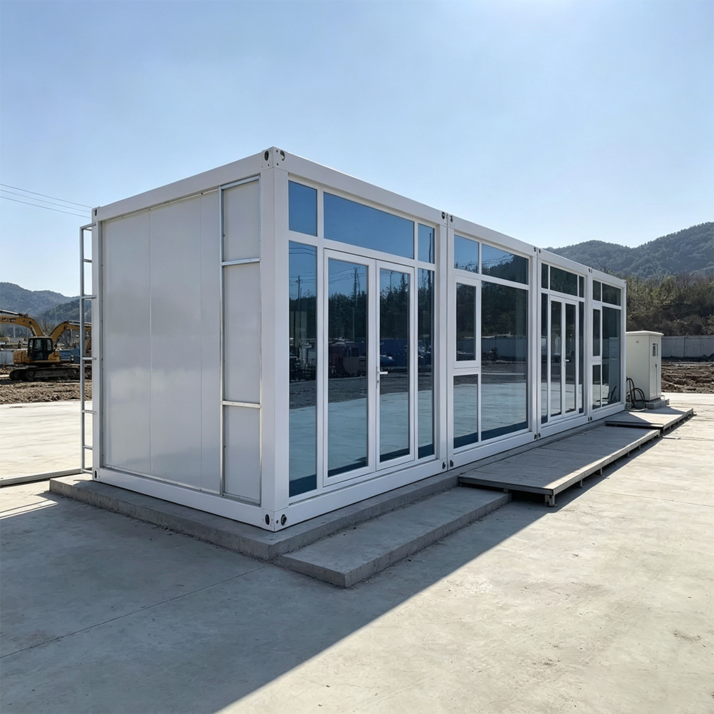 Emergency Shelter Packing Box House Fast Deployment Weatherproof Steel Frame Long Service Life for Disaster Relief Zones