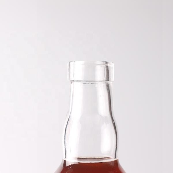 Collar Material Glass 500ml 700ml Embossed Transparent Bottle for Whisky Rum Gin Brandy