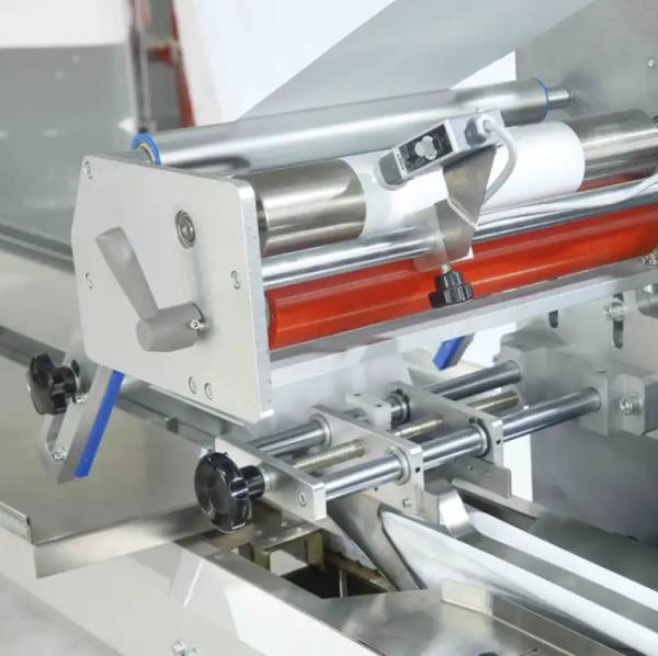 60HZ Bread Pillow Bag Packaging Machine Small Cosmetic Disposable