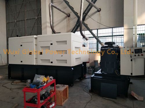 650KVA Global Power Industrial Generator Set 3 Phases 400V 1500RPM