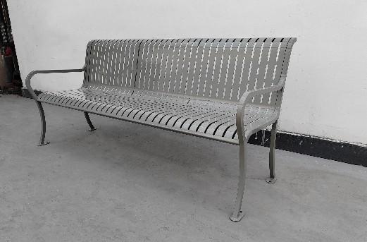 Laser-Cut Outdoor Metal Benches Square Steel Legs Durable And Safe
