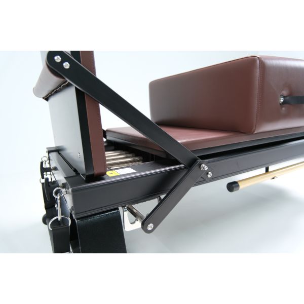 Compact Metal Pilates Reformer U+PL025G Connected Agile Certified 2310 × 730 × 865 mm