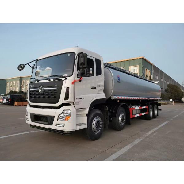 Camion de ravitaillement Howo 8 * 4 35 000L de China National Heavy Duty Truck