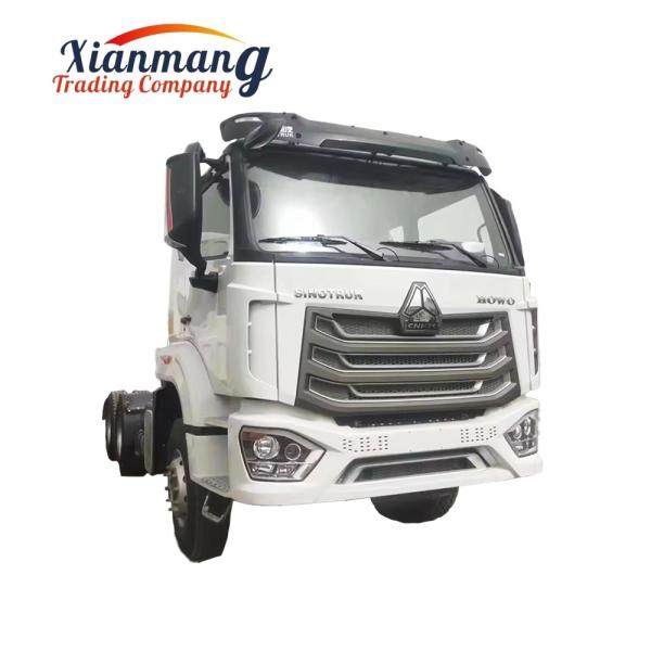 Sinotruck Hohan E7G 6x4 10 Wheels Prime Mover Trailer Truck Head With Manual Transmission And Air Conditioner