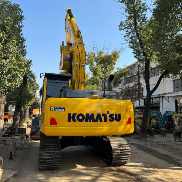 20T Used Komatsu PC200 Excavator 103kw PC200-8 Second Hand Komatsu Excavator