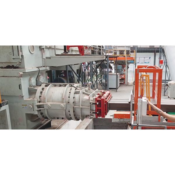 Fully Automatic PLC Controlled Vacuum Extruder for High-Pressure Clay Brick Making with De-airing System