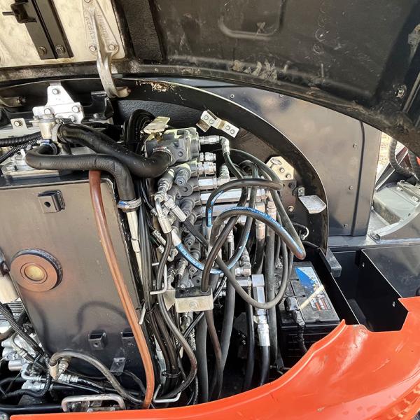 Подержанный экскаватор Kubota 6 тонн Kx165-5 Гидравлический буровой экскаватор