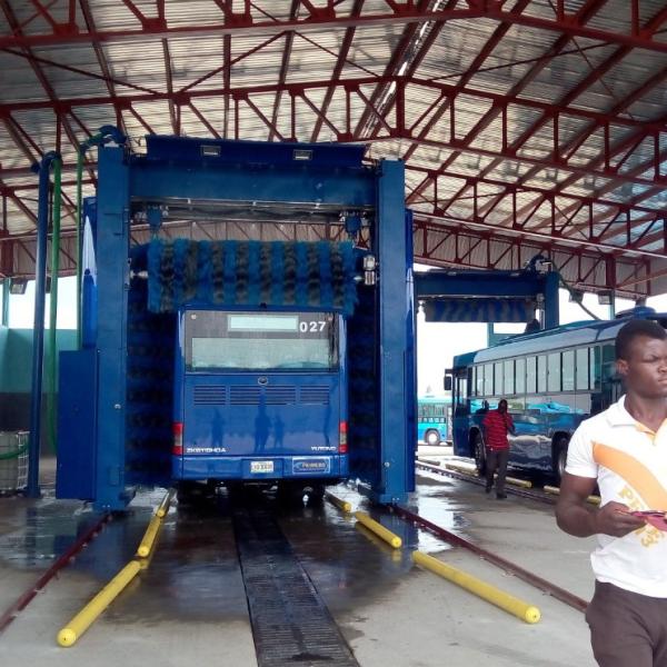 Risense Bus Wash Machine Automatic Mobile Car Wash Truck for Sale 24000*5114mm 250l/bus 25ml/bus 8.86kw >1500W CB-730 CN;SHN