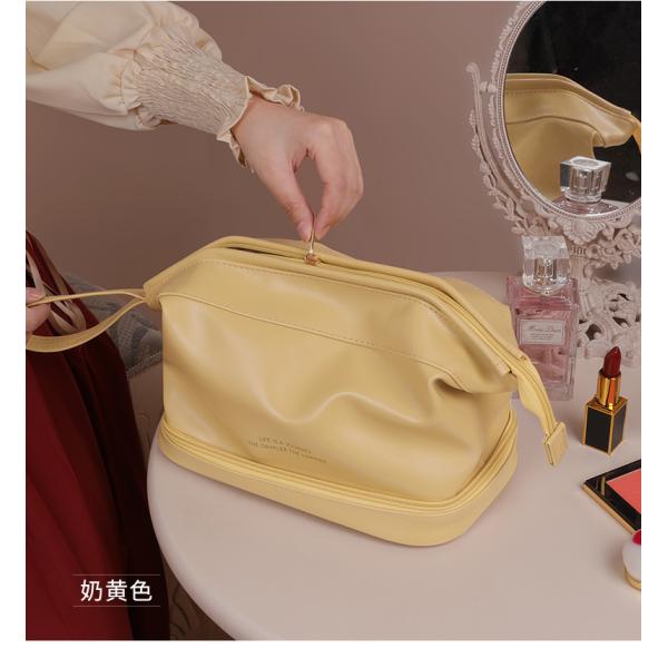 Best PU Cosmetic Bag Customized Logo Make Up Pouch for Women