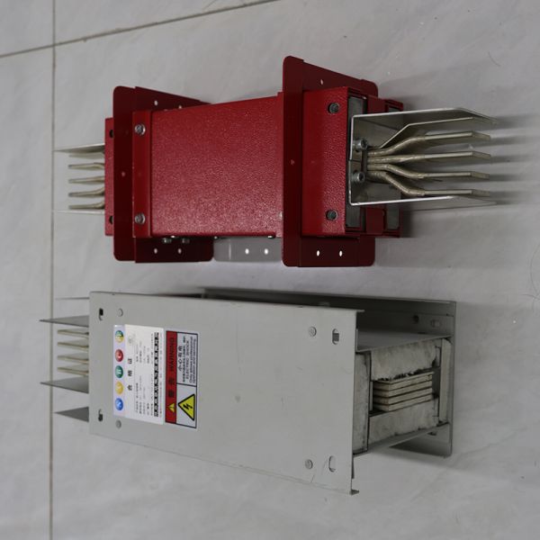 Barra de bus cerrada de baja tensión a prueba de fuego, cobre intensivo eléctrico, colgado horizontal