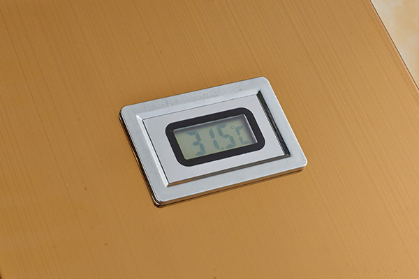 5 Way Massage Jets Bath Shower Panels , Waterfall Shower Panel Gold Painting ROVATE