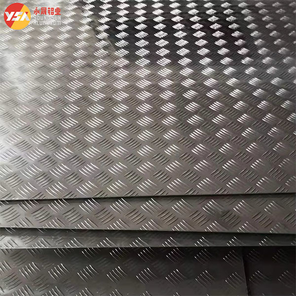 5754 5083 5052 Aluminum Chequered Sheet 3003 3105 Aluminum Tread Plates