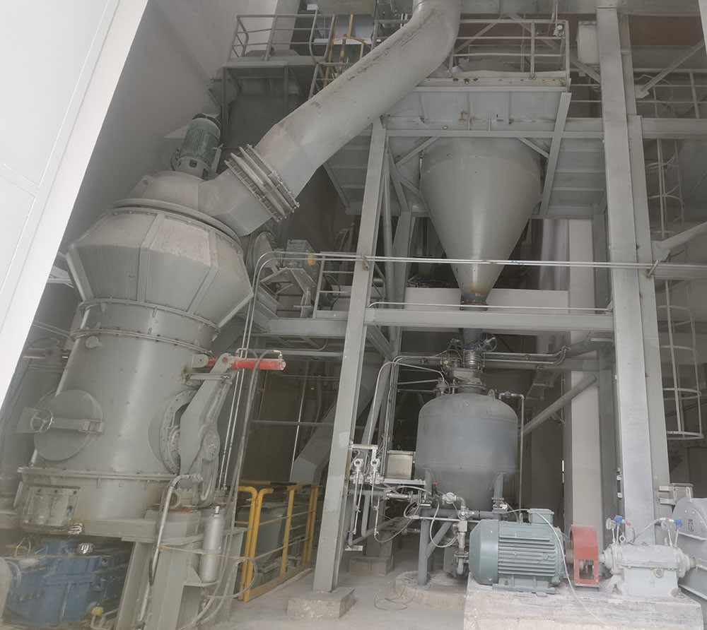 Максимум вывел наружу 30 - удельная поверхность мельницы 350m2/Kg цемента 290T/H VRM